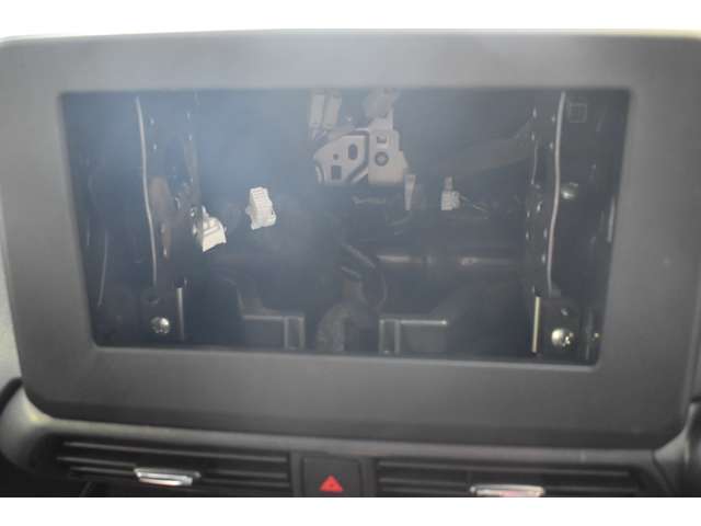 Mitsubishi eK X 8