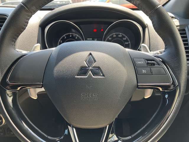 Mitsubishi RVR 12