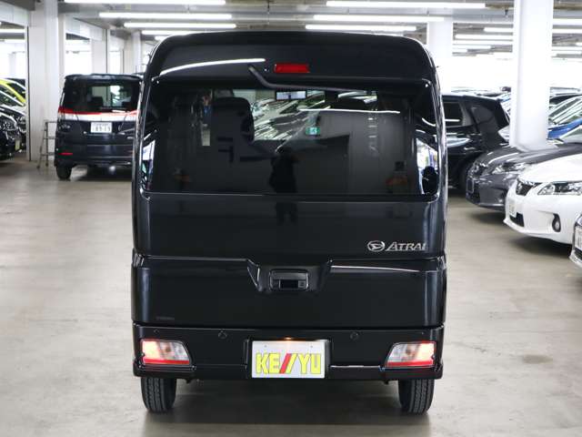 Daihatsu Atrai 11