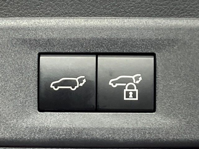 Lexus NX 7