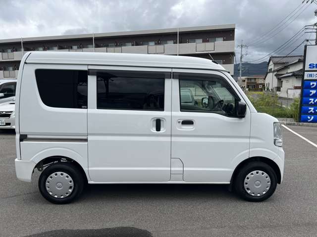 Nissan NV100 Clipper 7