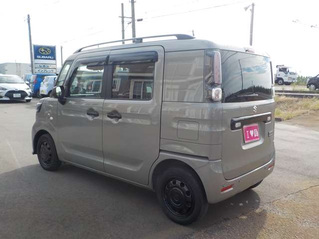 Suzuki Spacia Base 11