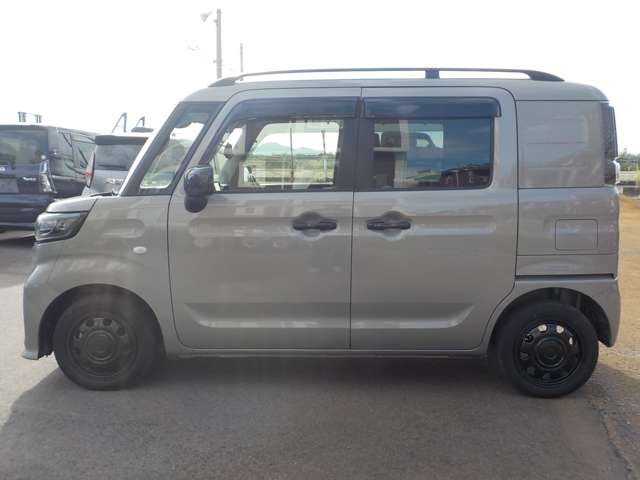 Suzuki Spacia Base 10