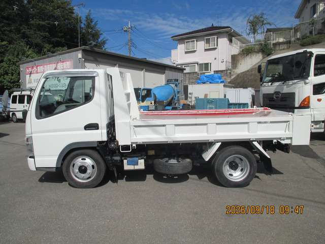 Mitsubishi Fuso Canter 4