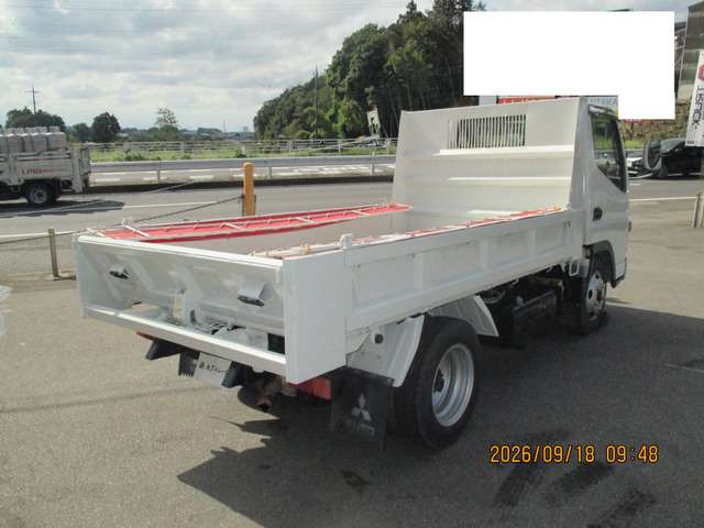 Mitsubishi Fuso Canter 7