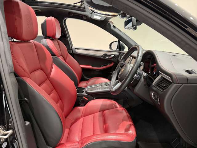 Porsche Macan 10