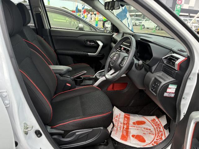 Toyota Raize 10