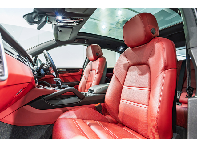 Porsche Cayenne Coupe 12