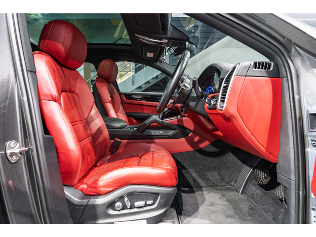 Porsche Cayenne Coupe 3