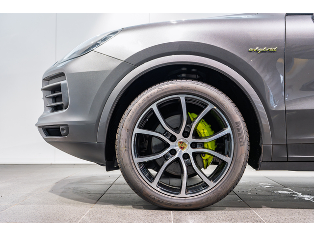 Porsche Cayenne Coupe 10