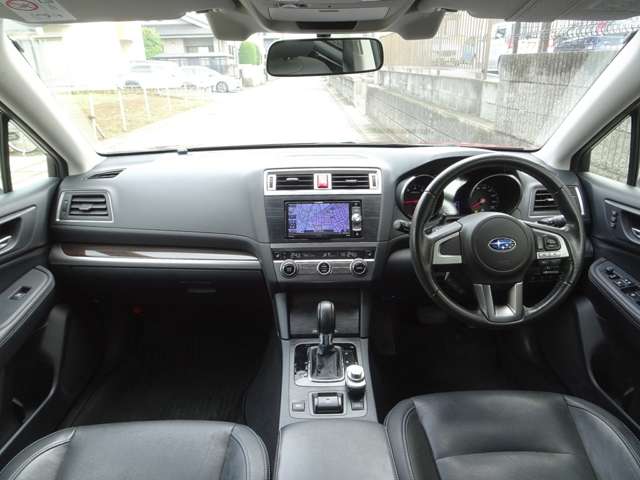Subaru Legacy Outback 11