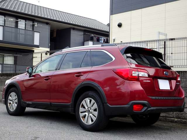Subaru Legacy Outback 4