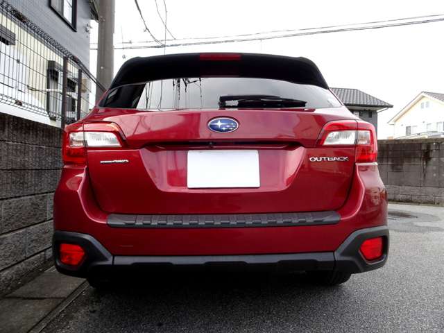 Subaru Legacy Outback 8