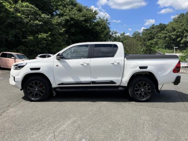 Toyota Hilux 5