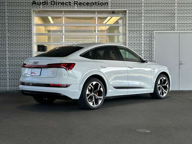 Audi e-tron S Sportback 4