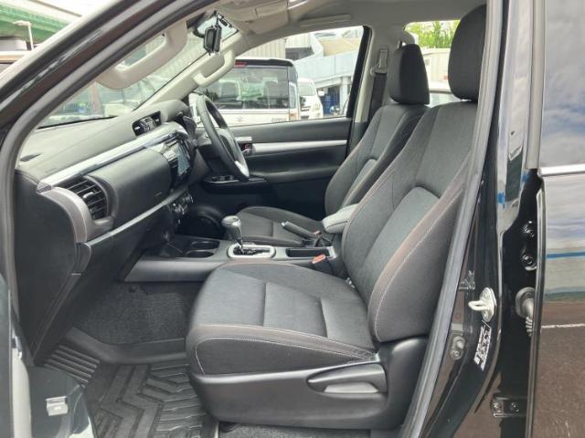 Toyota Hilux 8