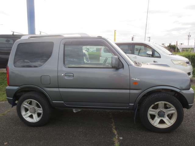 Suzuki Jimny 4
