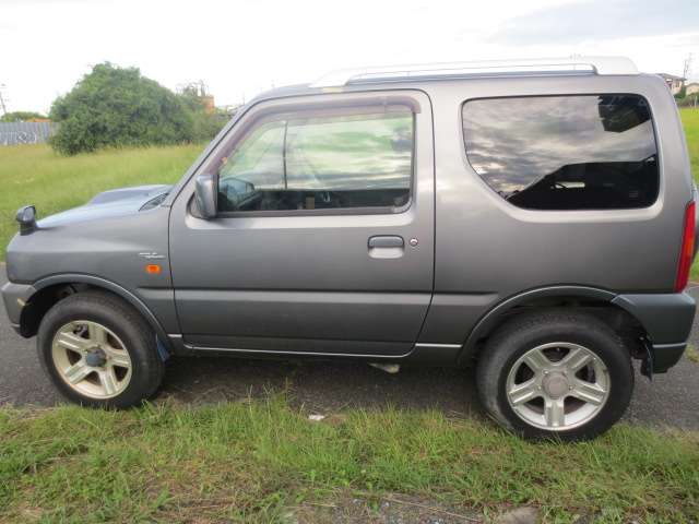 Suzuki Jimny 5
