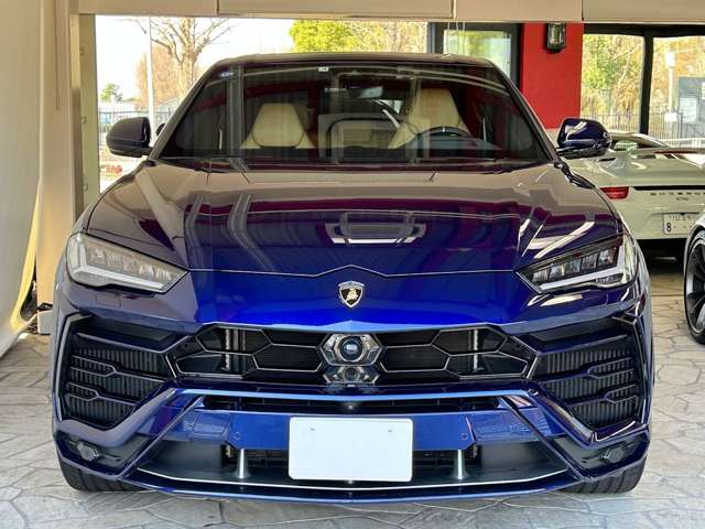 Lamborghini ウルス 2