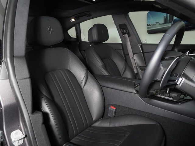 Maserati Levante 6