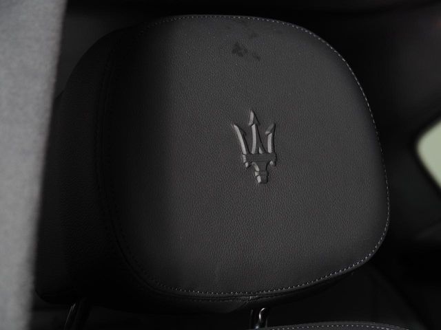 Maserati Levante 7