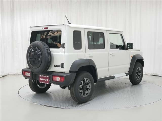 Suzuki Jimny Nomade 3