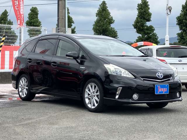 Toyota Prius α 7