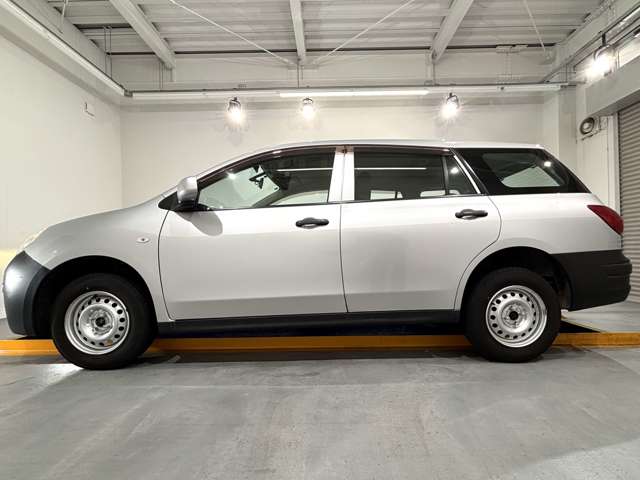 Mitsubishi ランサーカーゴ 4