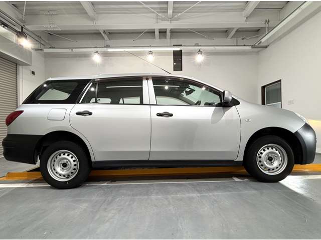 Mitsubishi ランサーカーゴ 7