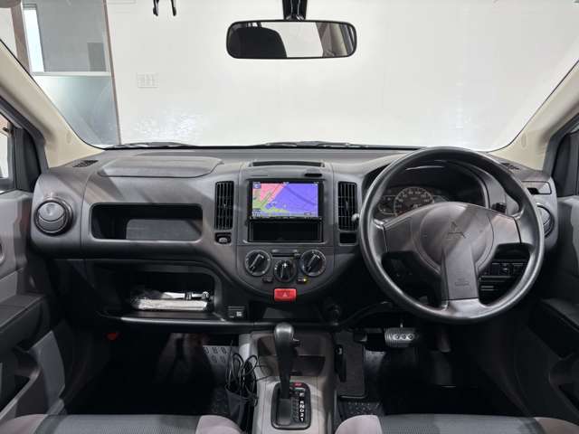 Mitsubishi ランサーカーゴ 8