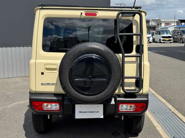 Suzuki Jimny 4