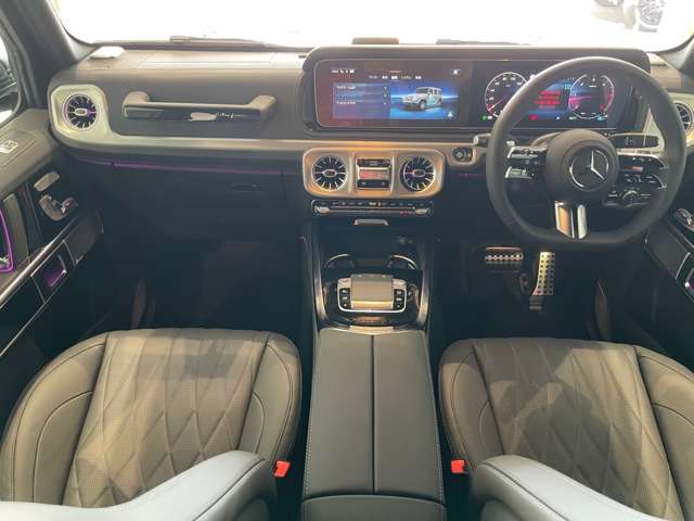Mercedes-Benz G-Class 3