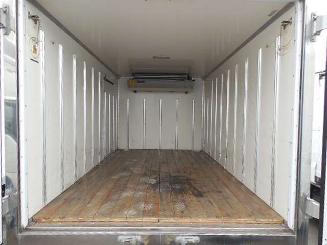Isuzu Elf 5