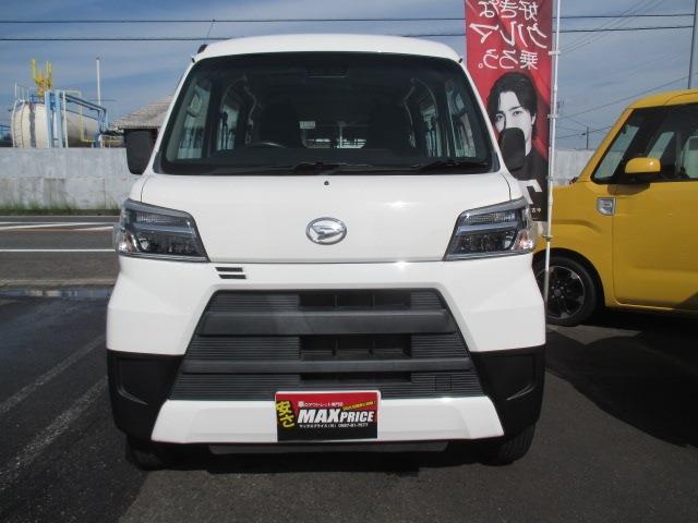 Daihatsu Hijet Cargo 9