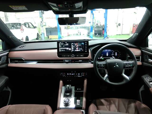 Mitsubishi Outlander 3