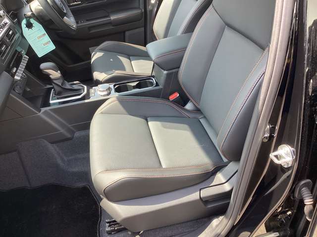 Mitsubishi Triton 4