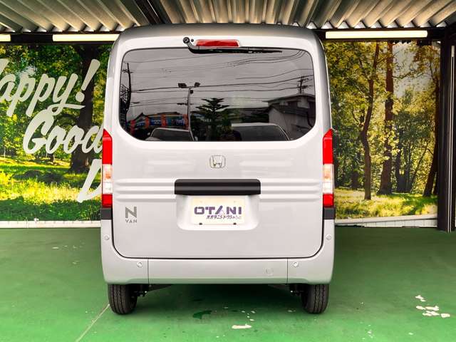 Honda N-VAN 12