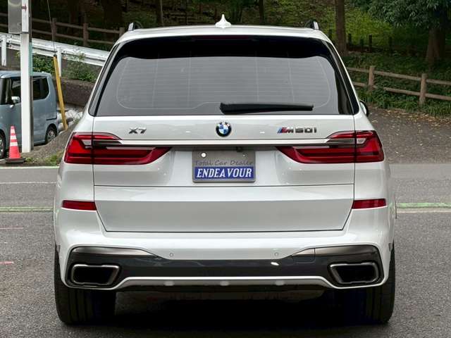 BMW X7 12
