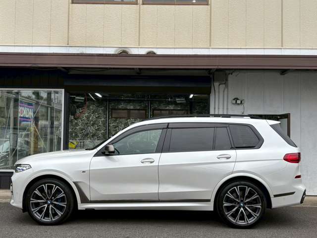 BMW X7 9