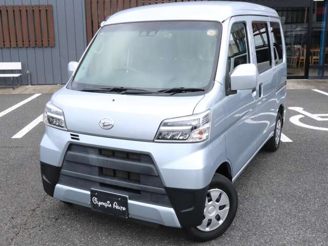 Daihatsu Hijet Cargo 6
