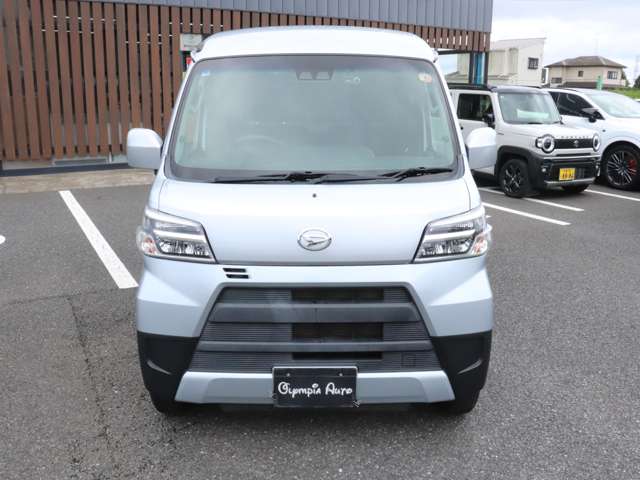 Daihatsu Hijet Cargo 7