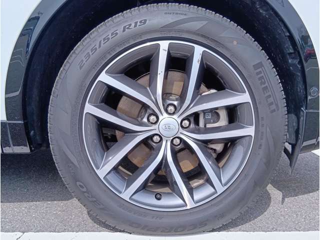 Land Rover Discovery Sport 7