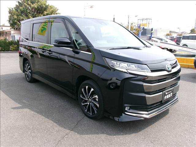 Toyota Noah 2