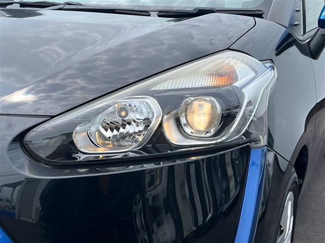 Toyota Sienta 12