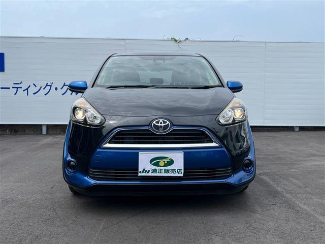 Toyota Sienta 5