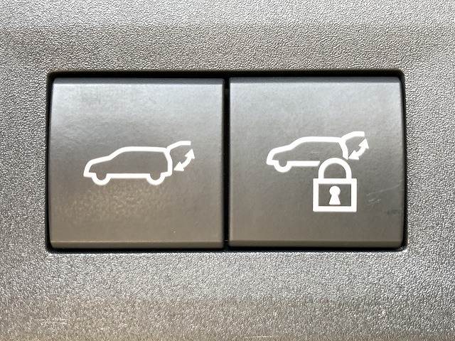 Lexus NX 9