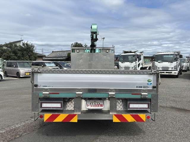 Mitsubishi Fuso Canter 8
