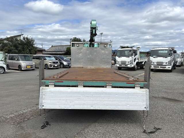 Mitsubishi Fuso Canter 9