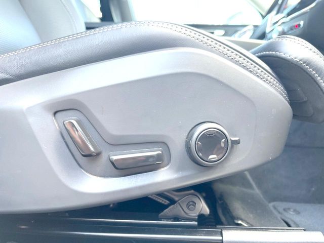 Volvo XC60 12