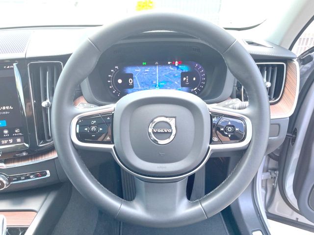 Volvo XC60 10